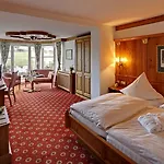 Schloss Holzrichter 4*