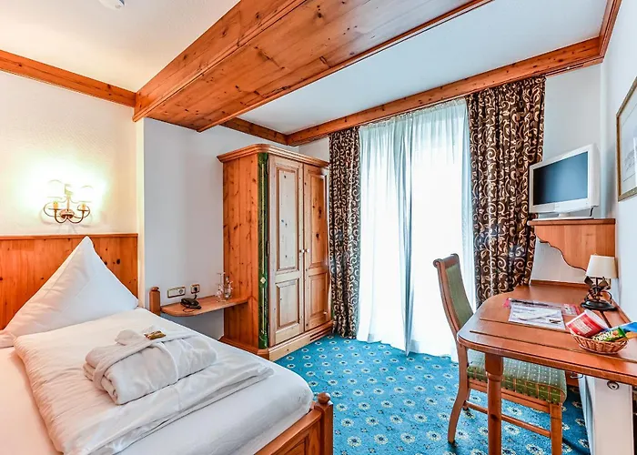 ホテル Schloss Holzrichter 4*